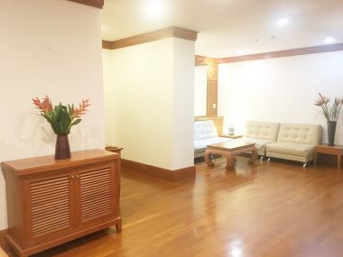 For rent at Grand Langsuan 2 Bedroom 2 Bathroom 50,000/month Fully furnished