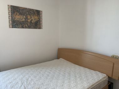 For rent at Grand Langsuan 3 Bedroom 2 Bathroom 70,000/month Fully furnished