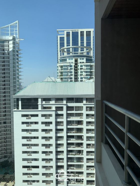 For rent at Grand Langsuan 3 Bedroom 2 Bathroom 70,000/month Fully furnished