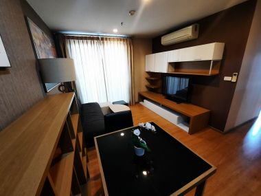 ** Super Deal! ** For sale with tenant 5.5M Transfer50/50 The Base Sukhumvit 77 2 Bedroom 2 bathroom Fully furnished (P-00151)