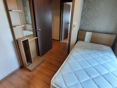 ** Super Deal! ** For sale with tenant 5.5M Transfer50/50 The Base Sukhumvit 77 2 Bedroom 2 bathroom Fully furnished (P-00151)