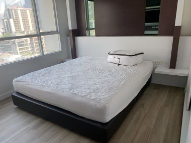 For Rent! at Urbana Langsuan 2 Bedroom 2 Bathroom 50,000THB/Month Fully furnished