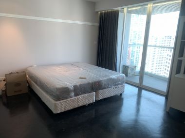For Rent! at Urbana Langsuan 2 Bedroom 2 Bathroom 85,000THB/Month Fully furnished