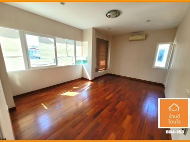 Urgent sale!!! Special price, Baan Laddarom Watcharaphon - Rattanakosin (owner for sale)