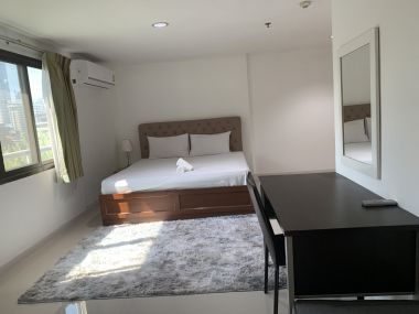 CONDO FOR RENT at The Waterford Park Thonglor 5 1 Bedroom 1 Bathroom 19,000THB/month Fully furnished