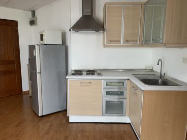 CONDO FOR RENT at The Waterford Park Thonglor 5 2 Bedroom 2 Bathroom 27,000THB/month Fully furnished