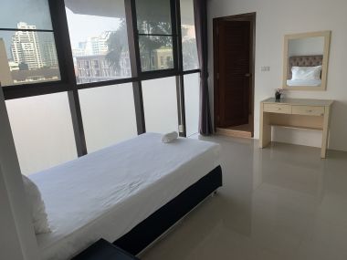 CONDO FOR RENT at The Waterford Park Thonglor 5 2 Bedroom 2 Bathroom 27,000THB/month Fully furnished