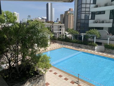 CONDO FOR RENT at The Waterford Park Thonglor 5 2 Bedroom 2 Bathroom 29,000THB/month Fully furnished