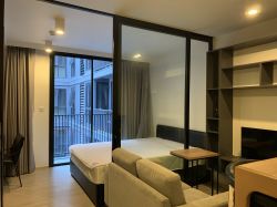 For rent at Maestro 02 Ruamrudee Type Studio 28Sq.m 18,000THB/month Fully furnished