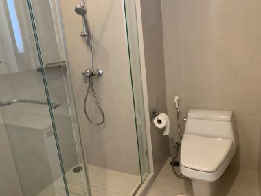 For rent at Q Langsuan 3 Bedroom 3 Bathroom 135,000THB/month Fully furnished