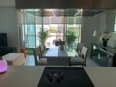 For rent at Q Langsuan 3 Bedroom 3 Bathroom 135,000THB/month Fully furnished