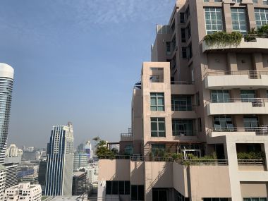 For rent at Q Langsuan 3 Bedroom 3 Bathroom 135,000THB/month Fully furnished