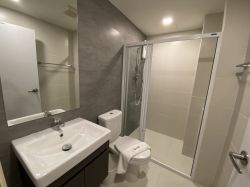 For rent Atmoz Ladprao 15 2 bedrooms corner room