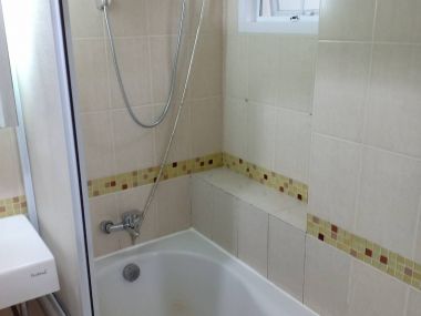 Condo for rent Life@Ratchada Ladprao 36 MRT Lat Phrao, big room, very cheap price