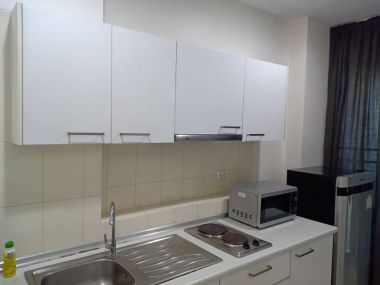 Condo for rent Life@Ratchada Ladprao 36 MRT Lat Phrao, big room, very cheap price
