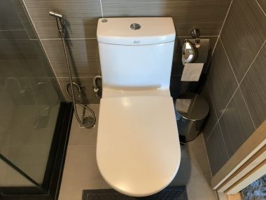 ** ขาย/เช่า ** Siri at Sukhumvit ขายเพียง 16,590,000บาท รวมค่าใช้จ่ายทุกอย่าง เช่าเพียง 65,000บาท/เดือน 2 ห้องนอน 2 ห้องน้ำ 70ตรม. ใกล้ BTS ทองหล่อ เฟอร์นิเจอร์ครบพร้อมเข้าอยู่ PROP000151