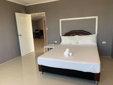 CONDO FOR RENT at The Waterford Park 2 Bedroom 2 Bathroom 22,500THb/month Fully furnished