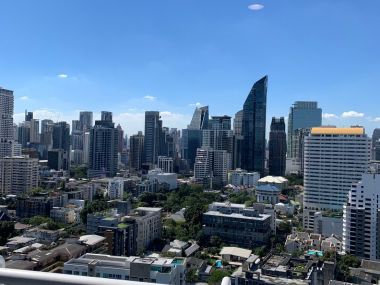 CONDO FOR RENT at The Waterford Park 2 Bedroom 2 Bathroom 22,500THb/month Fully furnished