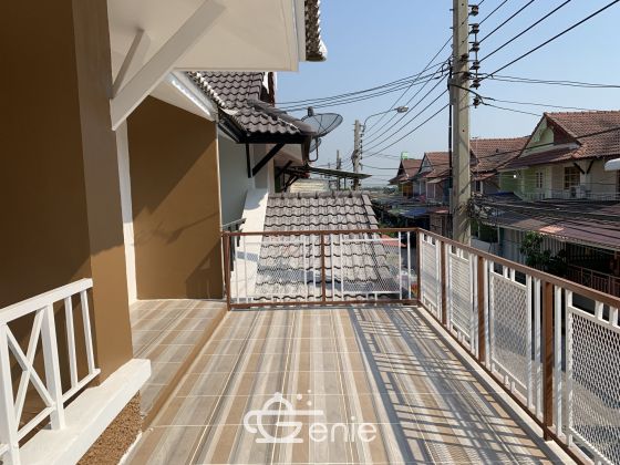 2 storey townhouse for sale, free transfer, full loan, renovated