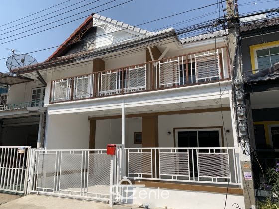 2 storey townhouse for sale, free transfer, full loan, renovated