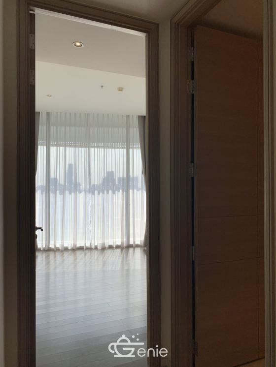 For rent at Magnolias Ratchadamri Boulevard 2 Bedroom 2 Bathroom 105,000THB/month Fully furnished