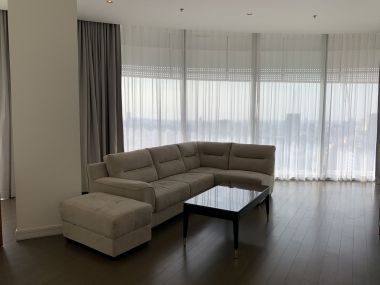 For rent at Magnolias Ratchadamri Boulevard 2 Bedroom 2 Bathroom 105,000THB/month Fully furnished