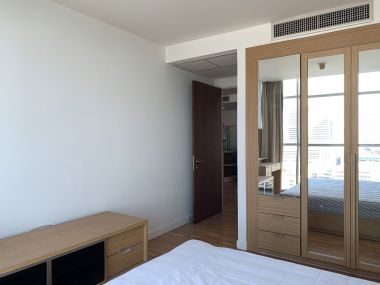 For rent at Urbana Langsuan 1 Bedroom 1 Bathroom 35,000THB/month Fully furnished