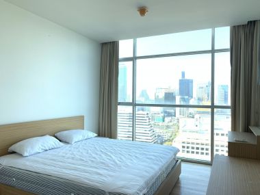 For rent at Urbana Langsuan 1 Bedroom 1 Bathroom 35,000THB/month Fully furnished