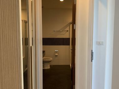 For rent at Urbana Langsuan 1 Bedroom 1 Bathroom 35,000THB/month Fully furnished