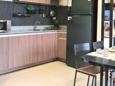 Wish @ Samyan, 2Bed, Corner unit, Stunning view & decors, for sell & Rent by owner.