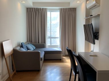 FOR RENT!! Condolette Light Convent condo 42.44 sq.m 5FL Fully furnish