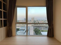 For Sale! at Aspire Sathorn-Taksin Type 1 Bedroom 1 Bathroom 46 sqm. Floor 8 conner room Price 3,400,000 THB Fully furnished