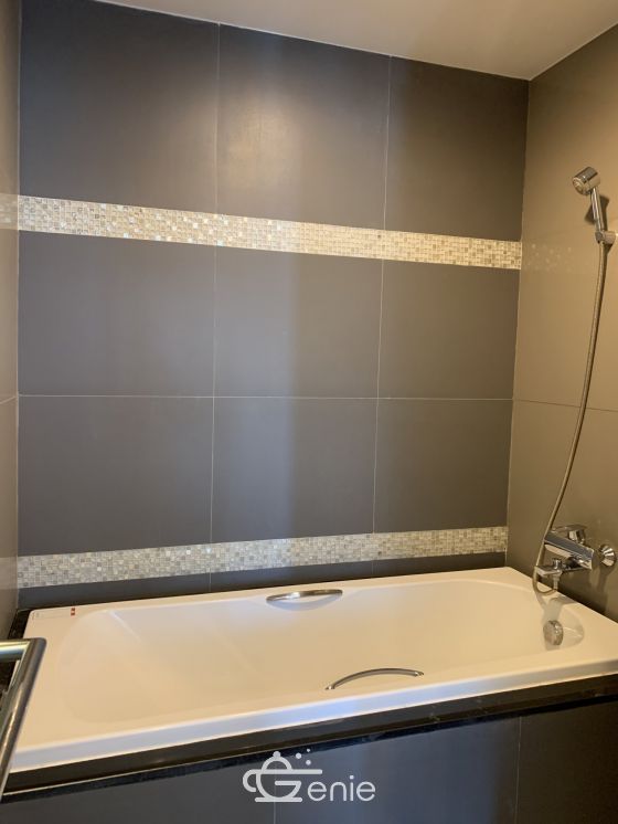 For rent at The Crest Sukhumvit 34 1 Bedroom 1 Bathroom 35,000/month Fully furnished