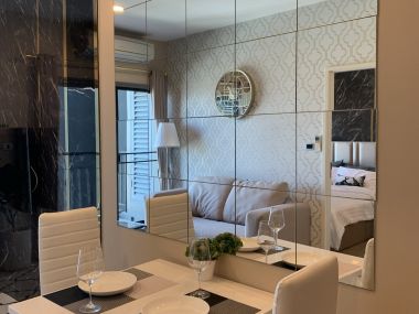 For rent at The Crest Sukhumvit 34 1 Bedroom 1 Bathroom 35,000/month Fully furnished