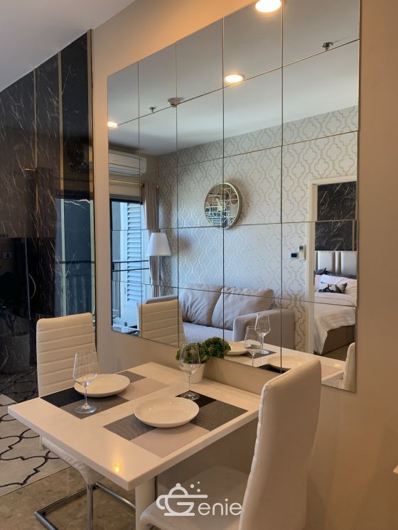 For rent at The Crest Sukhumvit 34 1 Bedroom 1 Bathroom 35,000/month Fully furnished