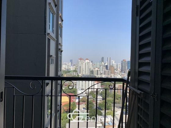 For rent at The Crest Sukhumvit 34 1 Bedroom 1 Bathroom 35,000/month Fully furnished