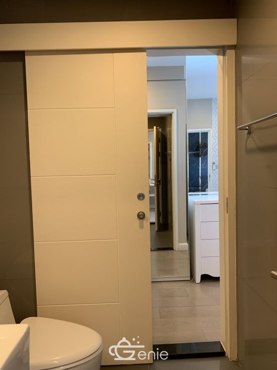 For rent at The Crest Sukhumvit 34 1 Bedroom 1 Bathroom 35,000/month Fully furnished