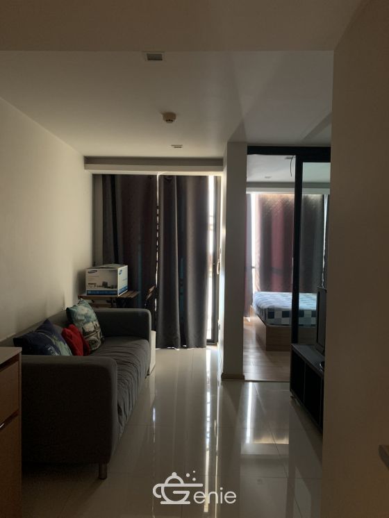 For rent at SOCIO Ruamrudee 1 Bedroom 1 Bathroom 18,000/month Fully furnished