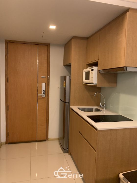 For rent at SOCIO Ruamrudee 1 Bedroom 1 Bathroom 18,000/month Fully furnished