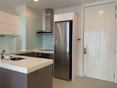 For rent at Q Langsuan 3 Bedroom 3 Bathroom 135, 000THB/month Fully furnishe