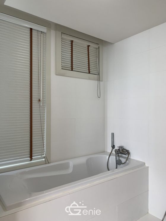 For rent at MANHATTAN CHIDLOM 1 Bedroom 1 Bathroom 30,000THB/month Fully furnished