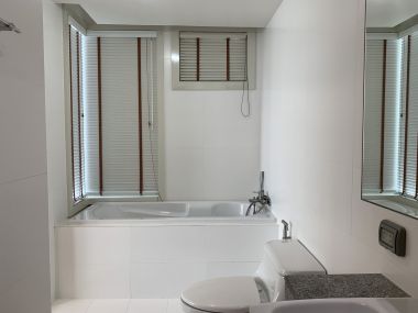 For rent at MANHATTAN CHIDLOM 1 Bedroom 1 Bathroom 30,000THB/month Fully furnished