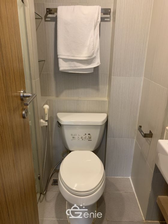 ปล่อยเช่า! Zenith Place Sukhumvit 42 ในราคาเพียง 12,000บาท/เดือน 1 ห้องนอน 1 ห้องน้ำ 28.5 ตรม. เฟอร์นิเจอร์ครบพร้อมเข้าอยู่ (ต่อรองราคาได้)