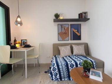 THE EXCEL HIDEAWAY BTS Baring700m. fully furnished