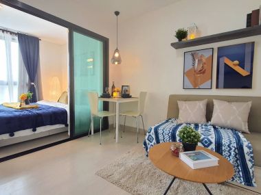 THE EXCEL HIDEAWAY BTS Baring700m. fully furnished