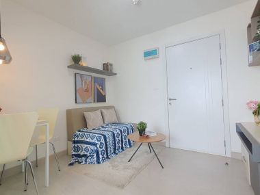 THE EXCEL HIDEAWAY BTS Baring700m. fully furnished