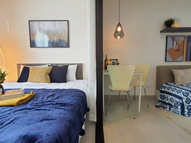THE EXCEL HIDEAWAY BTS Baring700m. fully furnished
