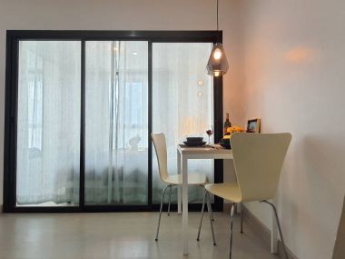 THE EXCEL HIDEAWAY BTS Baring700m. fully furnished