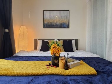 THE EXCEL HIDEAWAY BTS Baring700m. fully furnished