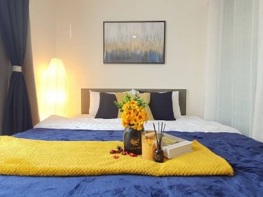 THE EXCEL HIDEAWAY BTS Baring700m. fully furnished